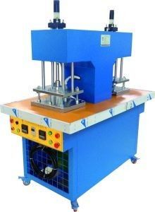 Harga yang bagus Mesin Embossing Pakaian Digital Otomatis Frekuensi Tinggi Hidraulik on line