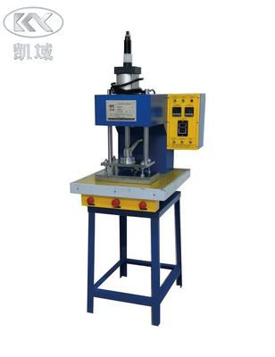 Harga yang bagus Industrial TPU Leather Logo Embossing Machine Untuk Pakaian Kaos on line