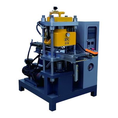 Harga yang bagus Mesin Label Silikon Profesional Dan Berkinerja Tinggi Mesin Membuat Label Karet Untuk Produksi Pakaian Kerja on line